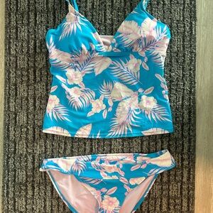 SO Blue and Pink Leaf Print Tankini